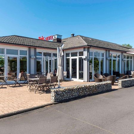 Ibis Issoire Hotel Exterior photo